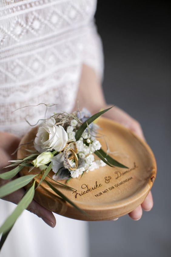 simple engagement decorations at home